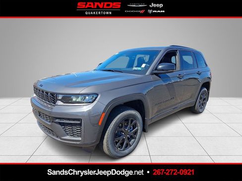 New 2026 Jeep Grand Cherokee Altitude AWD/4WD image 1