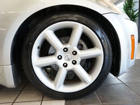 Used 2004 Nissan 350Z Touring RWD image 53