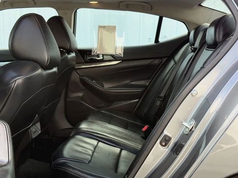 Used 2020 Nissan Maxima 3.5 SL w/ Floor Mat Group image 12