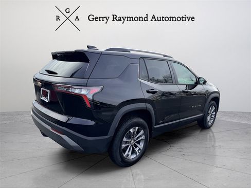 Used 2025 Chevrolet Equinox LT w/ Convenience Package II image 6