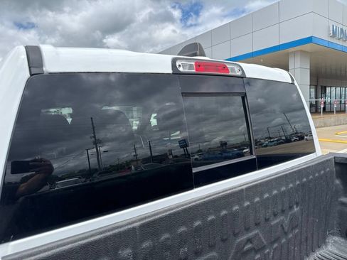 Used 2022 RAM 1500 Big Horn AWD/4WD image 23