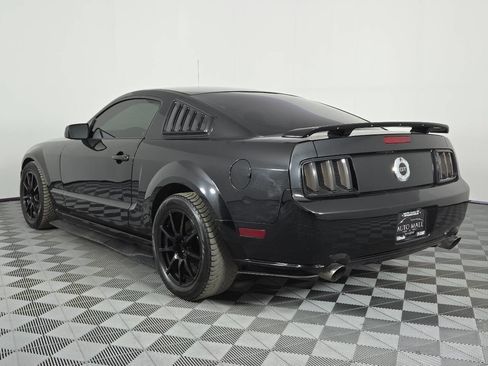 Used 2006 Ford Mustang GT RWD image 5