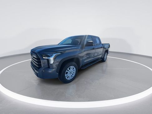 Used 2024 Toyota Tundra SR5 w/ SR5 Convenience Package image 4