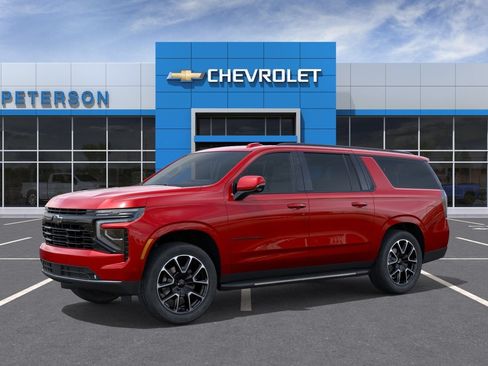 New 2026 Chevrolet Suburban RST w/ Advanced Technology Package AWD/4WD image 28