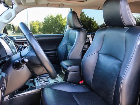 Used 2023 Toyota 4Runner Limited image 17