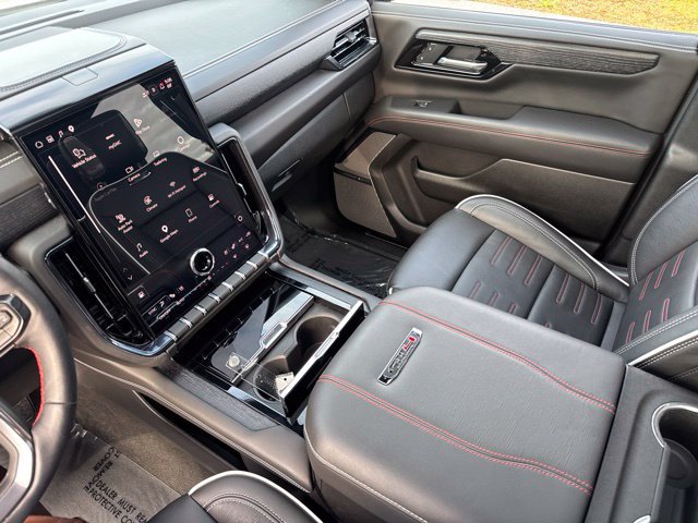 Used 2026 GMC Yukon XL AT4 Ultimate AWD/4WD image 28