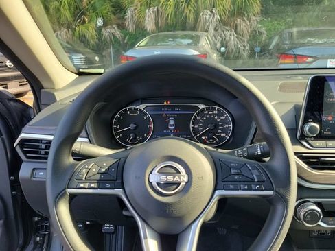 New 2026 Nissan Altima 2.5 SV FWD image 21