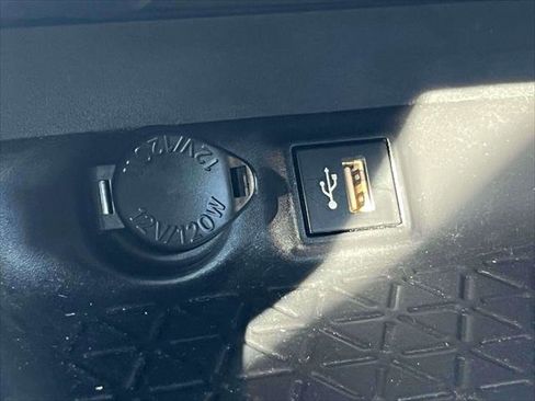 Certified 2023 Toyota RAV4 LE image 30