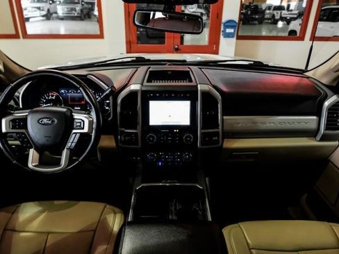 Used 2020 Ford F350 Lariat w/ Lariat Value Package AWD/4WD image 13