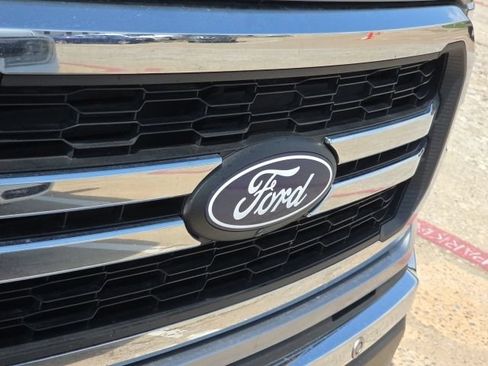 Used 2024 Ford F150 Lariat w/ Tow/Haul Package AWD/4WD image 9