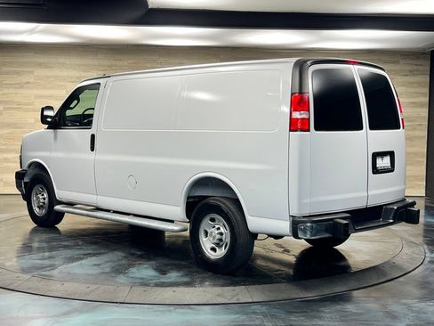 Used 2025 Chevrolet Express 2500 w/ Driver Convenience Package RWD image 17