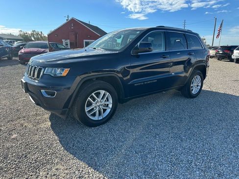Used 2017 Jeep Grand Cherokee Laredo w/ Quick Order Package 23E image 5