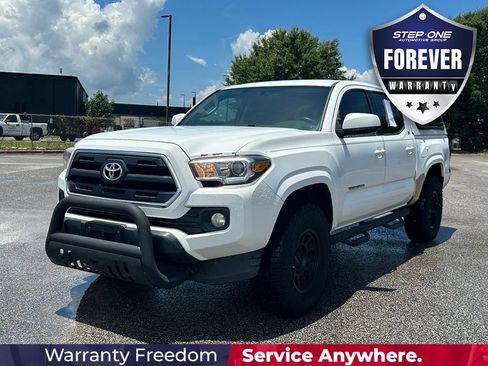 Used 2016 Toyota Tacoma SR5 w/ Towing Package RWD image 2