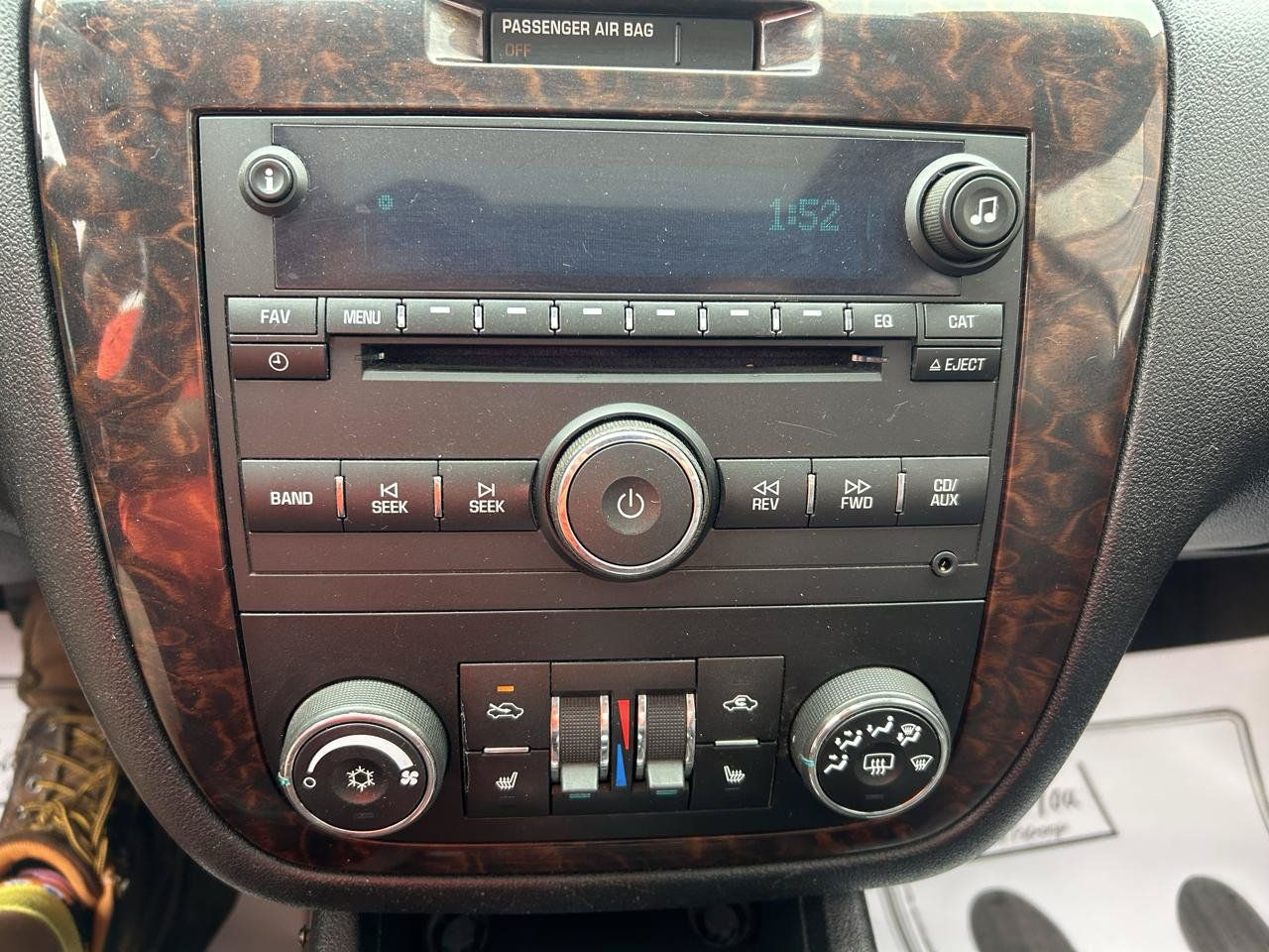 Used 2013 Chevrolet Impala LTZ FWD image 21