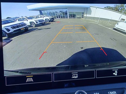 Used 2025 Chevrolet Blazer RS image 6