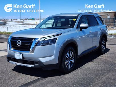 Used 2025 Nissan Pathfinder SL