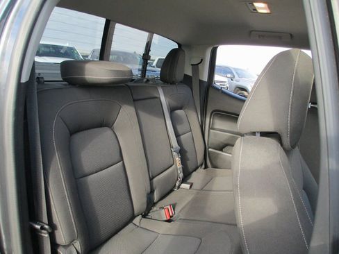 Used 2016 Chevrolet Colorado LT w/ LT Convenience Package image 18