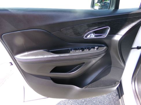 Used 2016 Buick Encore FWD image 7