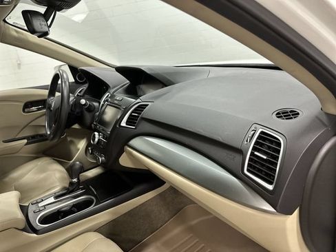 Used 2018 Acura RDX w/ Advance Package FWD image 18