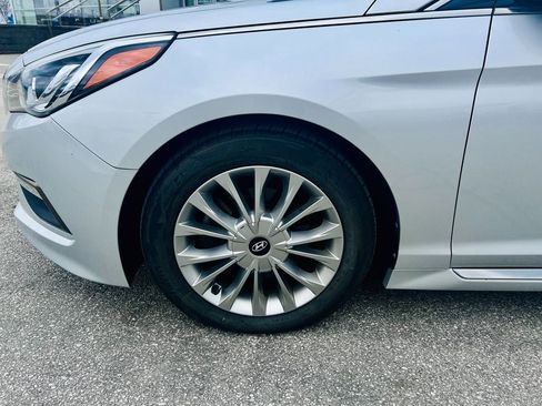 Used 2015 Hyundai Sonata Limited w/ Option Group 05 FWD image 30