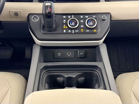 Used 2020 Land Rover Defender 110 S image 12
