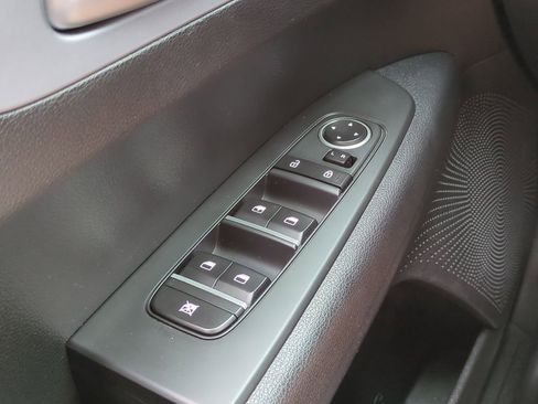 Certified 2024 Kia Forte LXS w/ LXS Technology Package FWD image 21