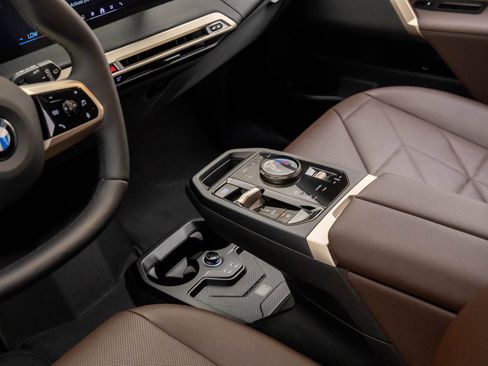 New 2026 BMW iX xDrive45 image 12
