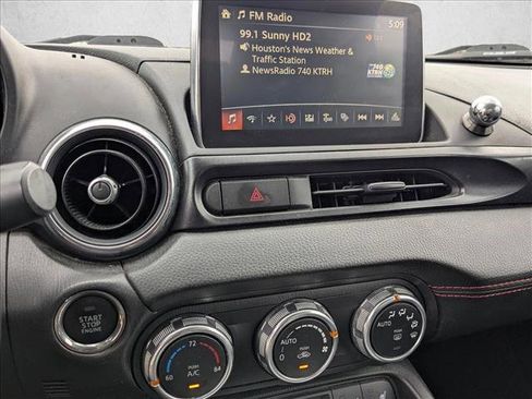 Used 2017 FIAT 124 Spider Abarth image 10