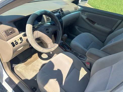 Used 2006 Toyota Corolla LE FWD image 28