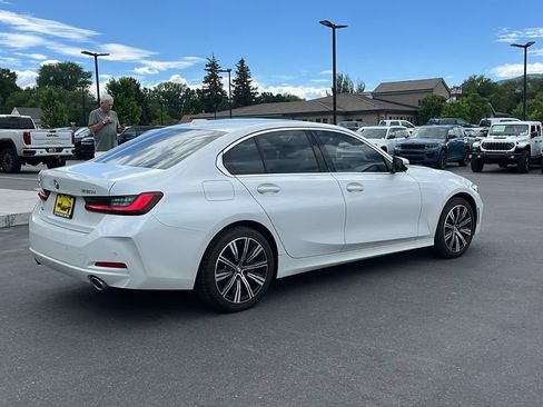 Used 2025 BMW 330i xDrive Sedan AWD/4WD image 3
