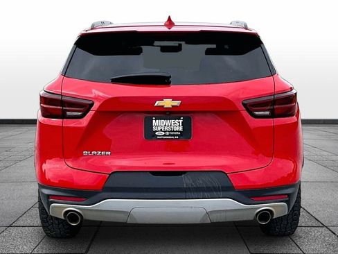 Used 2023 Chevrolet Blazer LT w/ Convenience Package FWD image 4