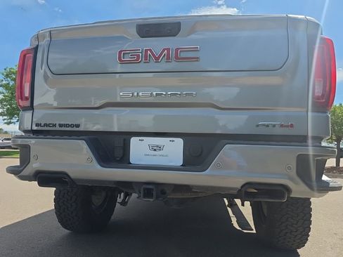 Used 2024 GMC Sierra 1500 AT4 w/ Technology Package AWD/4WD image 10