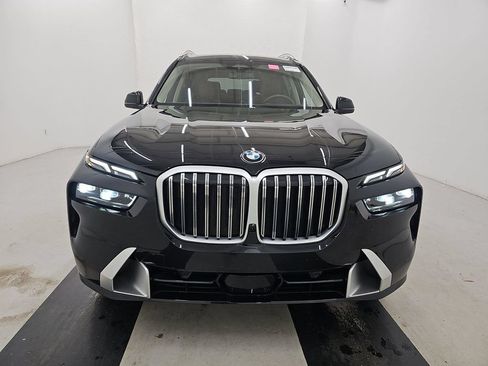Used 2026 BMW X7 xDrive40i AWD/4WD image 2
