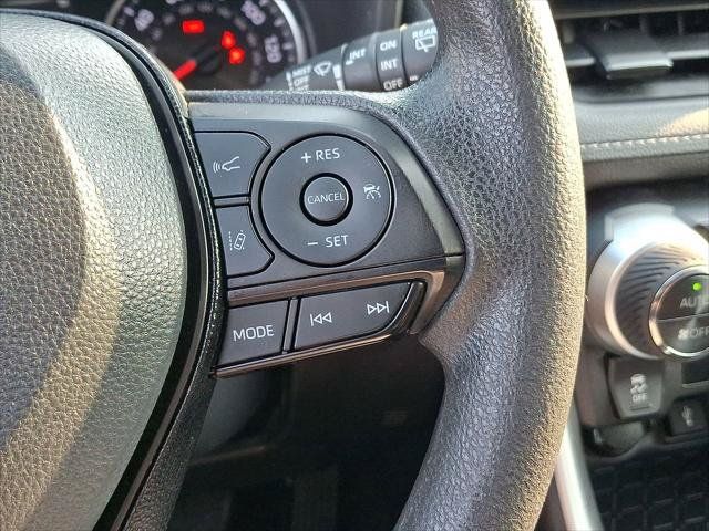 Certified 2021 Toyota RAV4 XLE AWD/4WD image 20