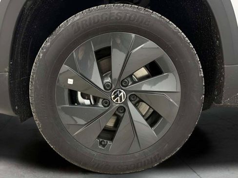 New 2026 Volkswagen Taos S image 25