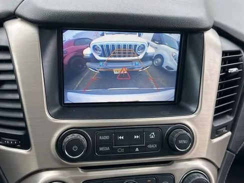 Used 2016 GMC Yukon Denali w/ Open Road Package image 17