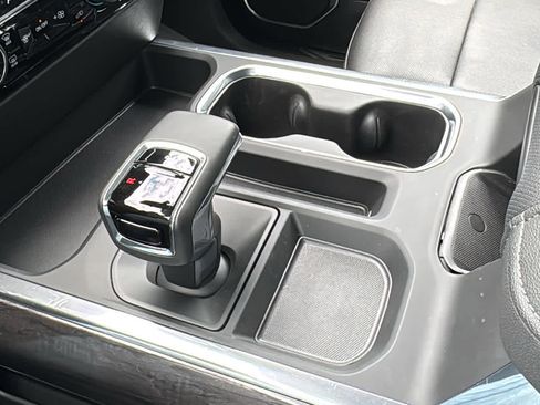 Certified 2024 Chevrolet Silverado 1500 LTZ w/ LTZ Convenience Package II AWD/4WD image 19