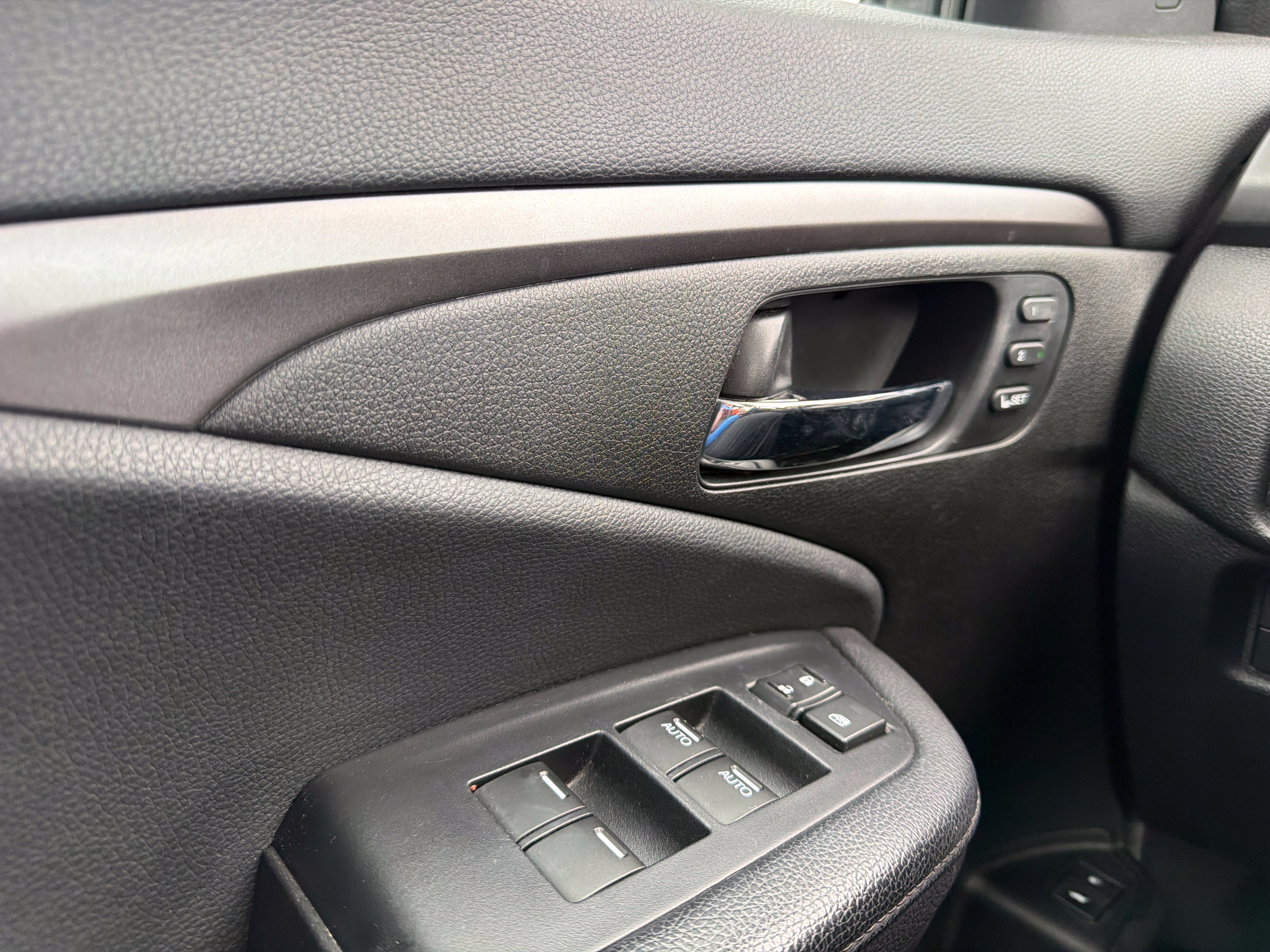 Used 2020 Honda Pilot EX-L image 9