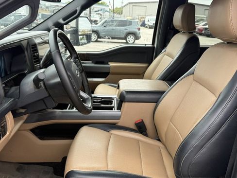 Certified 2025 Ford F250 Lariat w/ Lariat Ultimate Package image 10