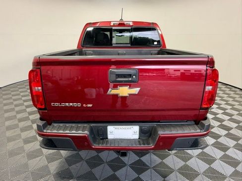 Used 2019 Chevrolet Colorado Z71 AWD/4WD image 5