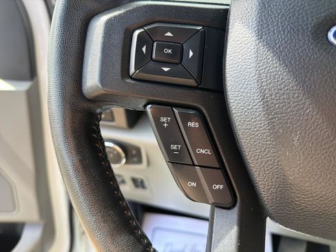 Used 2020 Ford F150 XLT w/ Equipment Group 302A Luxury AWD/4WD image 13