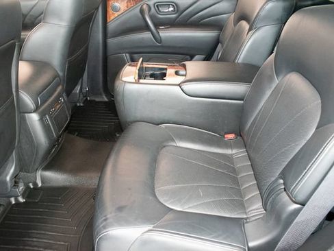 Used 2017 INFINITI QX80 4WD w/ Deluxe Technology Package image 19