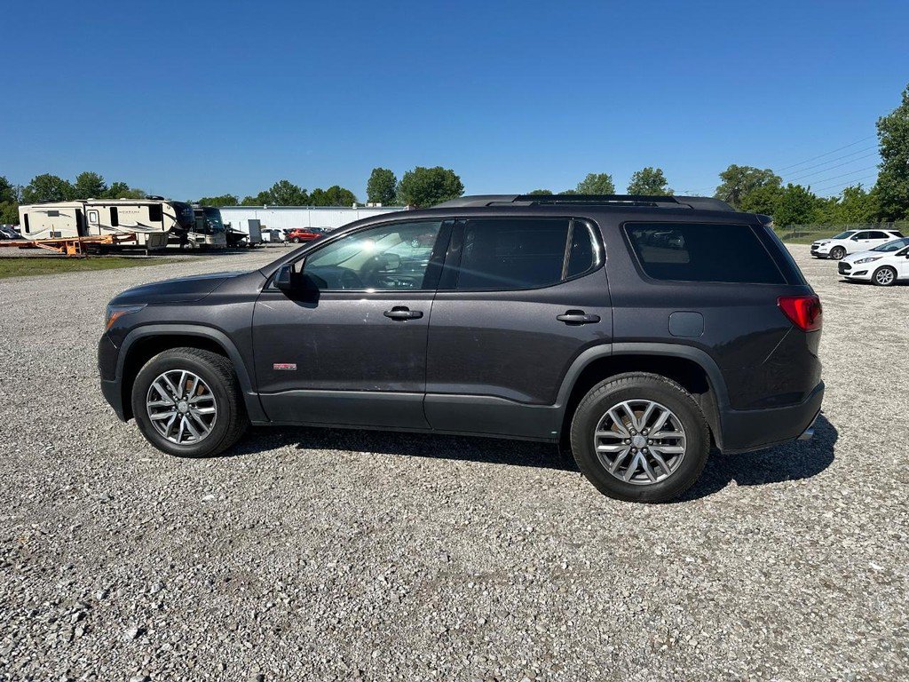 Used 2017 GMC Acadia SLE w/ Driver Alert Package I AWD/4WD image 5