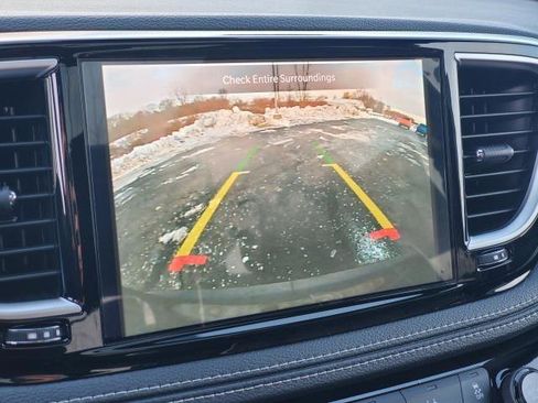 New 2026 Chrysler Pacifica Limited w/ S Appearance Package image 16