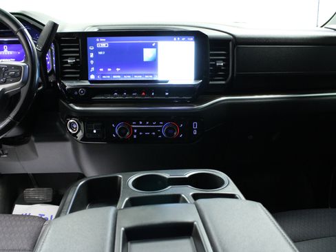 Used 2023 Chevrolet Silverado 1500 LT w/ Protection Package image 18