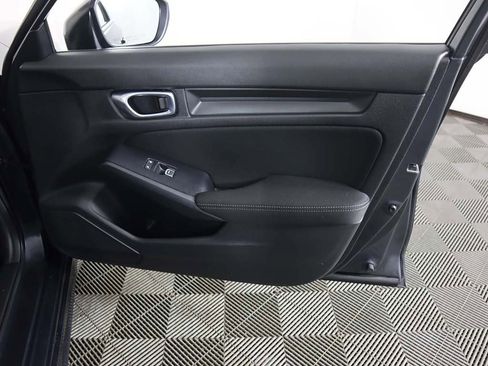 Used 2025 Honda Civic Sport image 21