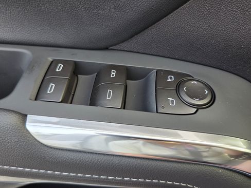 New 2026 Chevrolet Traverse LT w/ Midnight/Sport Edition FWD image 35