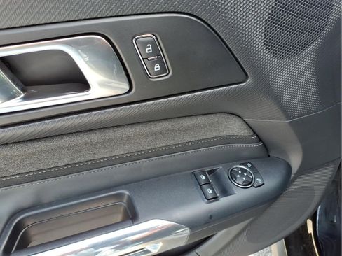 Used 2025 Ford Mustang GT RWD image 12
