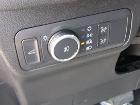 Certified 2022 Ford Escape SEL w/ SEL Stealth AWD Package image 18