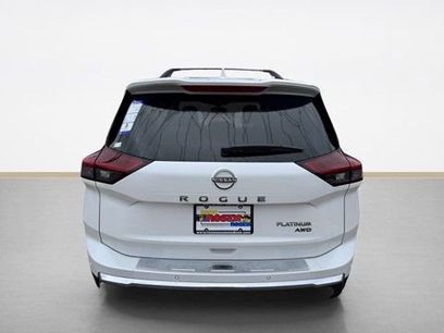 New 2026 Nissan Rogue Platinum w/ Platinum Premium Package